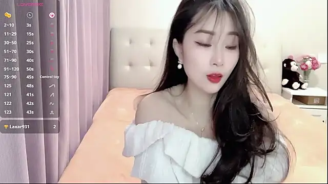 aisha123123 online show from 31, 1, 2025