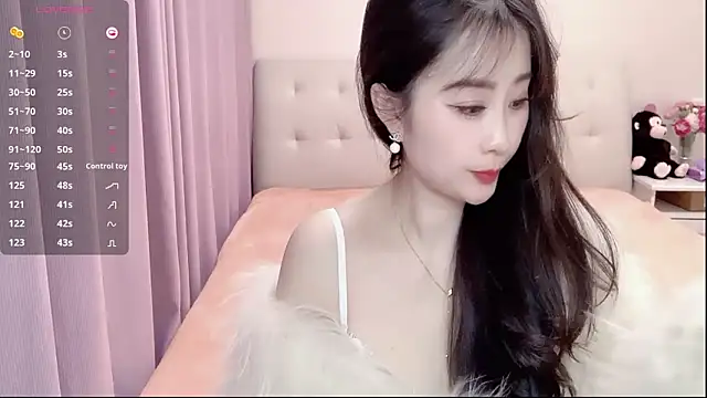 aisha123123 online show from 4, 2, 2025