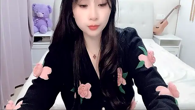 Snapshot of aisha123123 chatting on 30, 10, 2025 aisha123123 online show from 30, 10, 2025