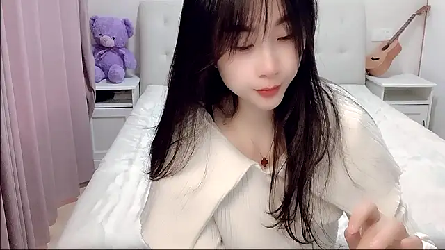 Snapshot of aisha123123 chatting on 31, 10, 2025 aisha123123 online show from 31, 10, 2025