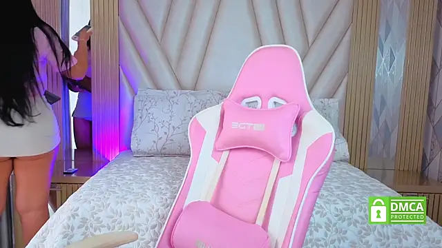 Miia harper  online show from 5, 11, 2025