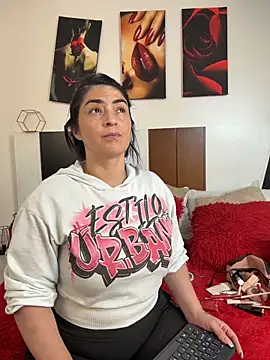 karenlennox1 online show from 16, 6, 2026