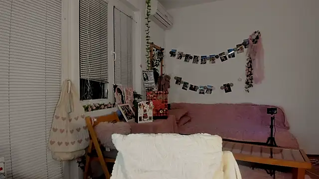 Jenny darling love online show from 28, 12, 2024