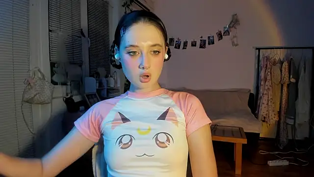 Jenny darling love online show from 23, 9, 2025