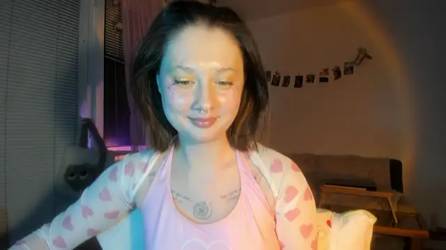 Jenny darling love online show from 9, 3, 2026