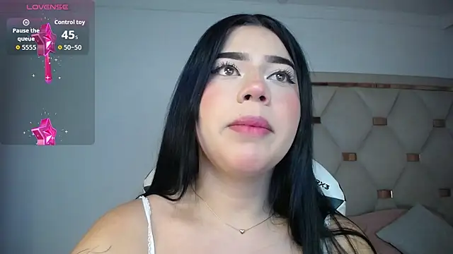 Ashley piinkk  online show from 1, 7, 2026