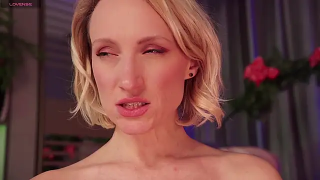 UmaTruewoman online show from 2, 1, 2025