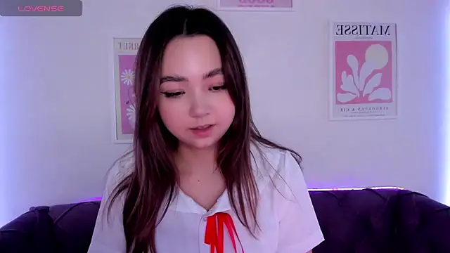 Fluffy Rose online show from 2, 3, 2025