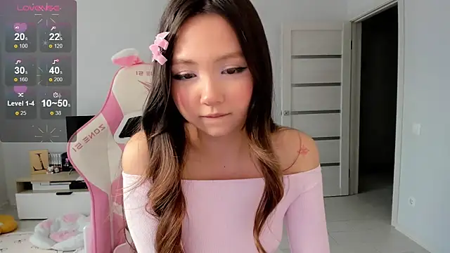 Fluffy Rose online show from 1, 4, 2026