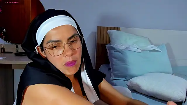 ClaraMariaMon online show from 14, 3, 2025