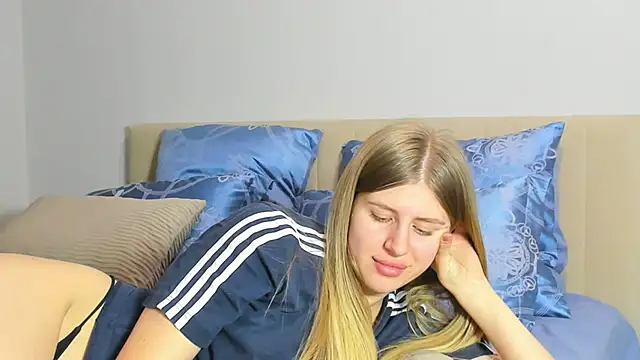 kirraa  online show from 12, 2, 2026