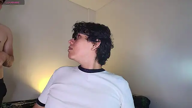 Snapshot of Naytoon__lex chatting on 23, 4, 2026 Naytoon lex online show from 23, 4, 2026