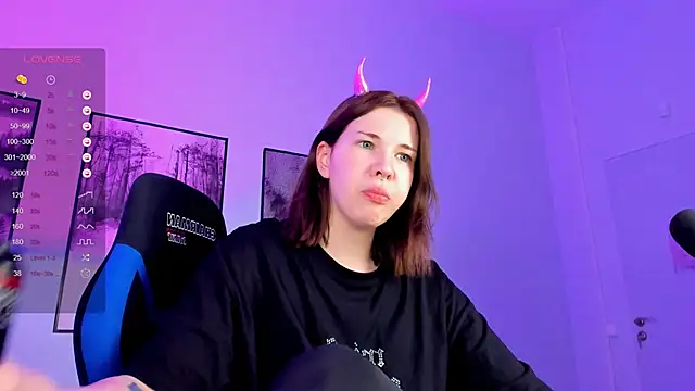 AliceSunday online show from 25, 1, 2025