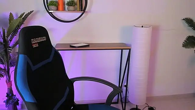 AliceSunday online show from 23, 2, 2025