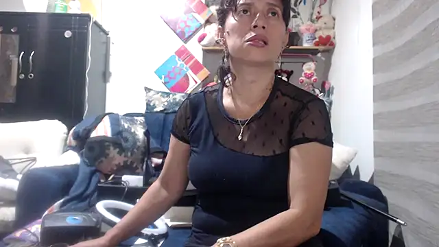 Snapshot of sexy_mary_69 chatting on 14, 10, 2025 sexy mary 69 online show from 14, 10, 2025