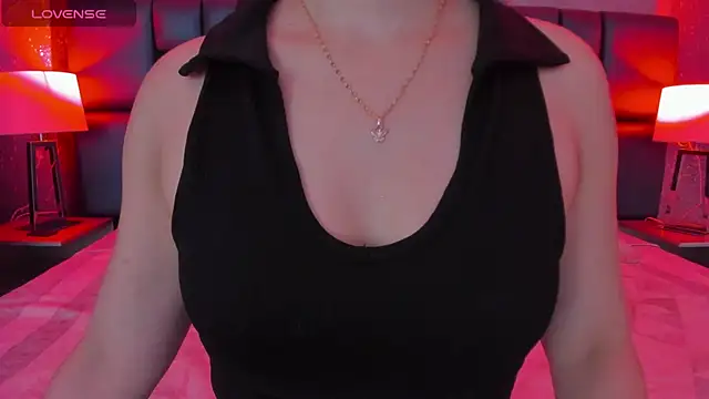 Snapshot of ELIZABETT_ chatting on 6, 12, 2024 ELIZABETT online show from 6, 12, 2024