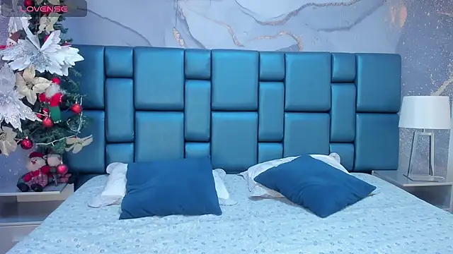 Snapshot of ELIZABETT_ chatting on 12, 12, 2024 ELIZABETT online show from 12, 12, 2024