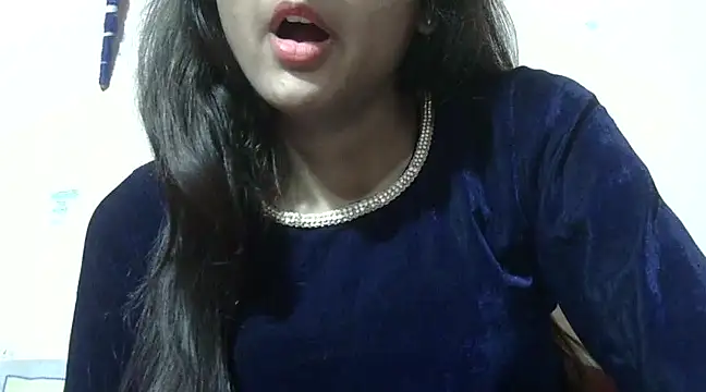 Snapshot of Aayesha chatting on 17, 2, 2025 Aayesha online show from 17, 2, 2025