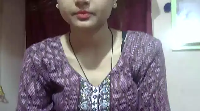 Snapshot of Aayesha chatting on 18, 3, 2025 Aayesha online show from 18, 3, 2025