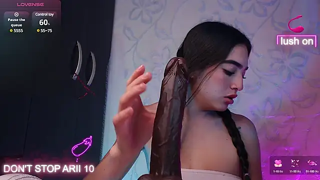 Snapshot of Arii_vega_ chatting on 11, 1, 2025 Arii vega online show from 11, 1, 2025