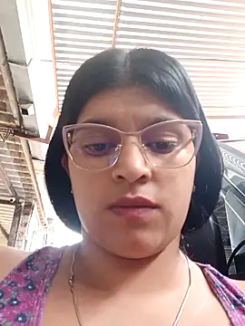 Snapshot of naughty-girl01 chatting on 1, 3, 2025 naughty-girl01 online show from 1, 3, 2025