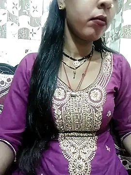 Snapshot of Sharmila-Singh chatting on 10, 3, 2025 Sharmila-Singh online show from 10, 3, 2025