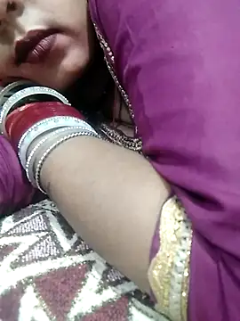 Snapshot of Sharmila-Singh chatting on 17, 3, 2025 Sharmila-Singh online show from 17, 3, 2025