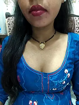 Snapshot of Sharmila-Singh chatting on 7, 10, 2025 Sharmila-Singh online show from 7, 10, 2025