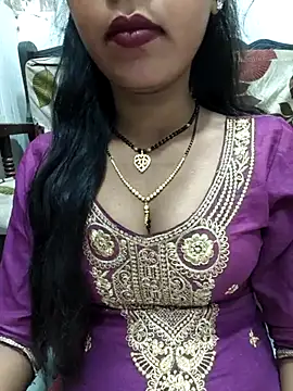 Snapshot of Sharmila-Singh chatting on 17, 10, 2025 Sharmila-Singh online show from 17, 10, 2025