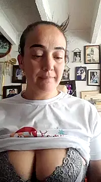 skayhot  online show from 19, 1, 2025