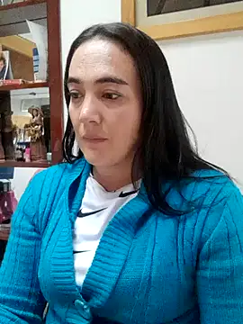 skayhot  online show from 15, 9, 2025