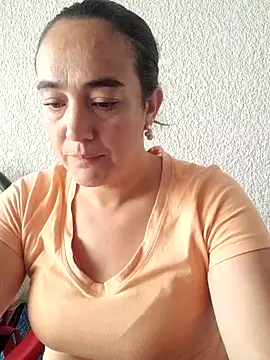 skayhot  online show from 26, 9, 2025