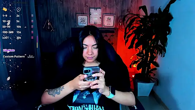 Snapshot of miichael_black chatting on 12, 10, 2025 miichael black online show from 12, 10, 2025