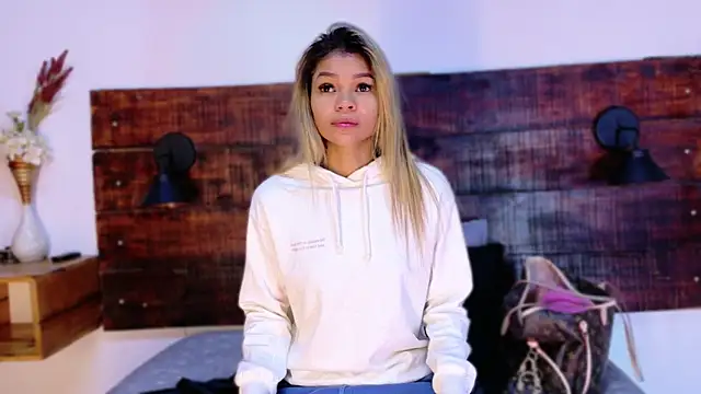 Celeste sanz online show from 4, 3, 2026