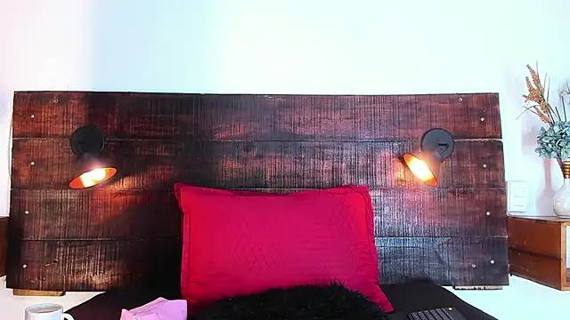 Snapshot of Celeste_sanz chatting on 19, 6, 2026 Celeste sanz online show from 19, 6, 2026