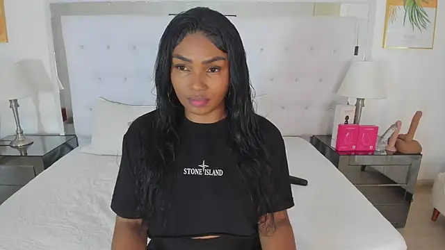Snapshot of Isla_Scott chatting on 22, 4, 2026 Isla Scott online show from 22, 4, 2026