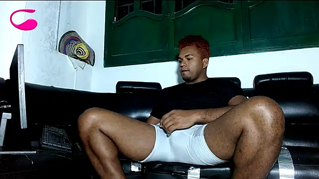 Snapshot of Deleon1995 chatting on 24, 2, 2025 Deleon1995 online show from 24, 2, 2025