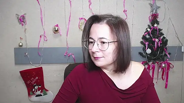 Snapshot of MarieSho chatting on 30, 12, 2024 MarieSho online show from 30, 12, 2024