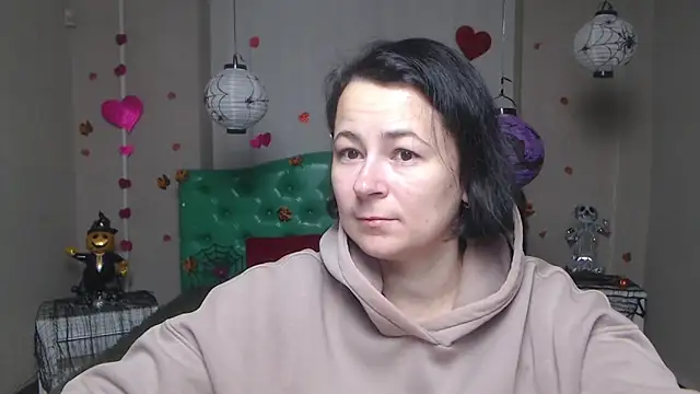 MarieSho online show from 10, 11, 2025