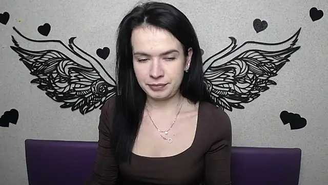 JasmineKouch online show from 18, 11, 2025