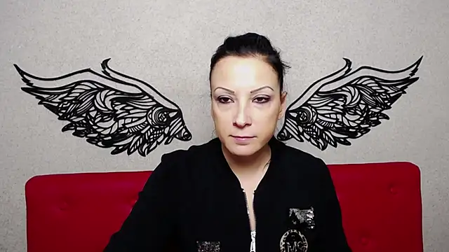 Snapshot of ElizabethSho chatting on 6, 12, 2024 ElizabethSho online show from 6, 12, 2024