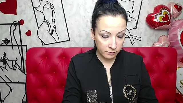 Snapshot of ElizabethSho chatting on 16, 3, 2025 ElizabethSho online show from 16, 3, 2025