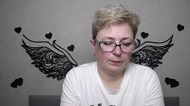 EmiliaGree online show from 17, 5, 2026