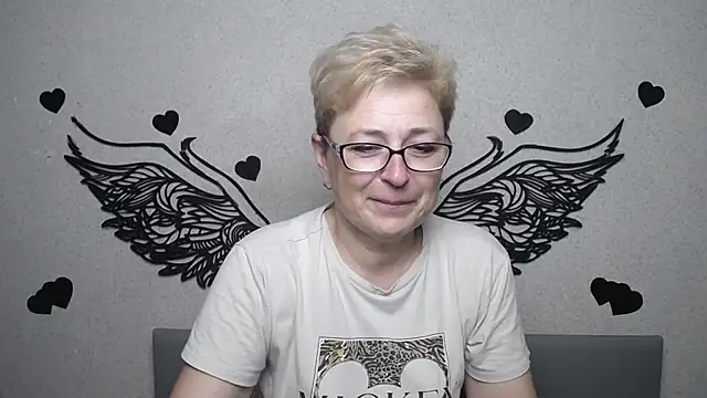 Snapshot of EmiliaGree chatting on 15, 7, 2026 EmiliaGree online show from 15, 7, 2026