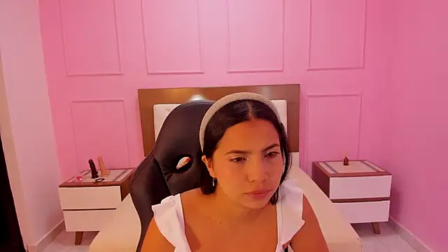 Snapshot of TATIGOLD2 chatting on 16, 12, 2025 TATIGOLD2 online show from 16, 12, 2025