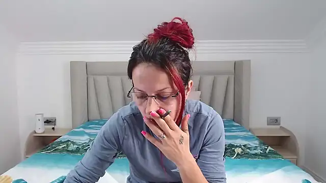 CatWoman0001 online show from 14, 11, 2025