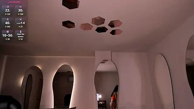 ValeriaVelvet online show from 2, 4, 2026