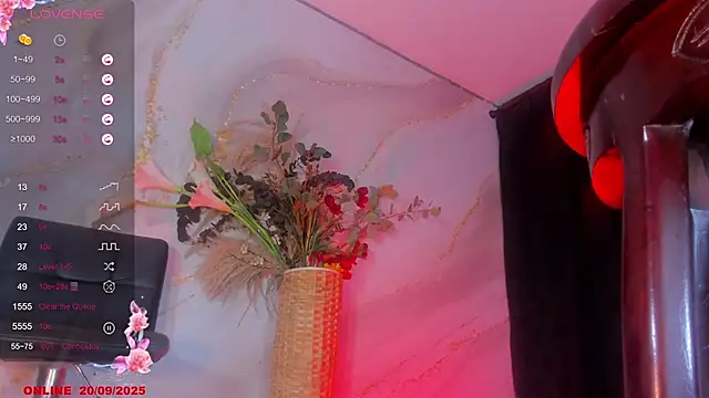 Snapshot of Karla-Ebony chatting on 20, 9, 2025 Karla-Ebony online show from 20, 9, 2025