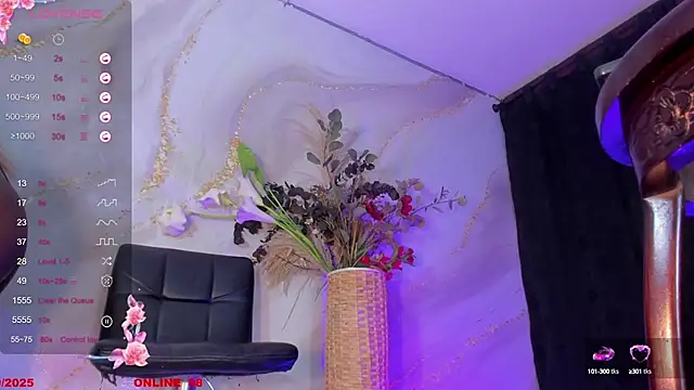 Snapshot of Karla-Ebony chatting on 8, 10, 2025 Karla-Ebony online show from 8, 10, 2025