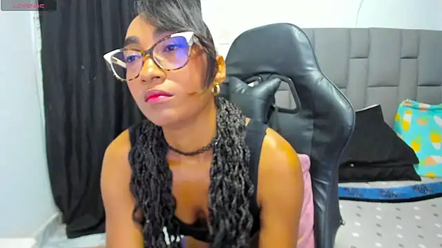 Snapshot of MurphyAngelina chatting on 2, 7, 2026 MurphyAngelina online show from 2, 7, 2026